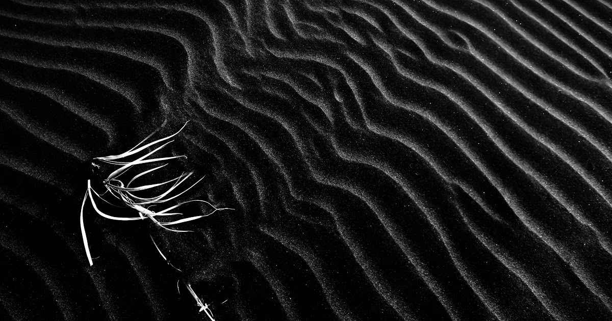 Detail Wallpaper Hitam Gelap Nomer 36