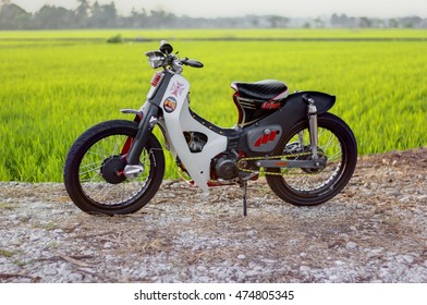 Detail Wallpaper Honda C70 Nomer 53