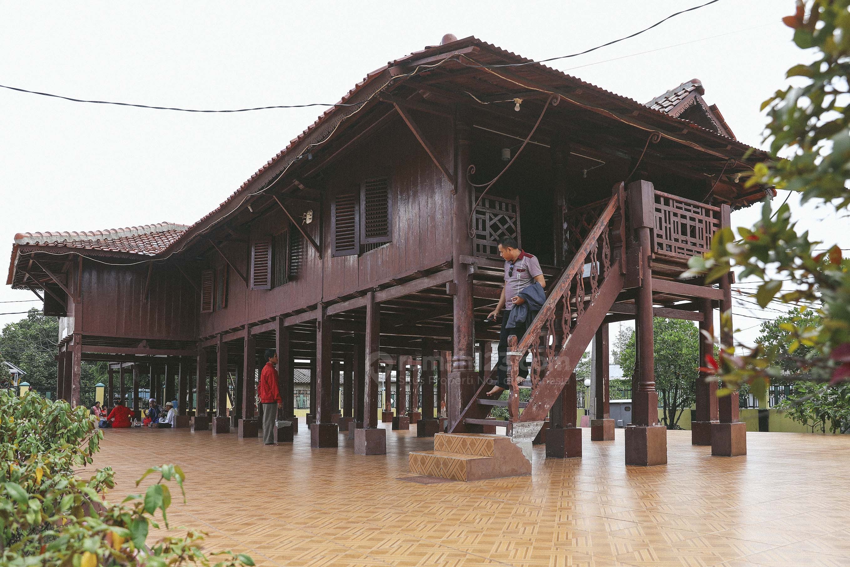 Detail Rumah Si Pitung Termasuk Rumah Adat Betawi Terletak Di Nomer 19