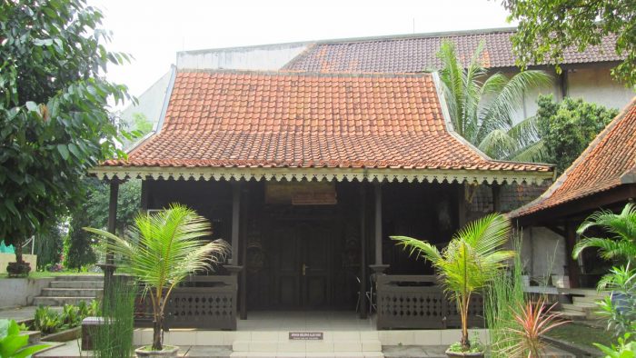 Detail Rumah Situbondo Berasal Dari Nomer 15