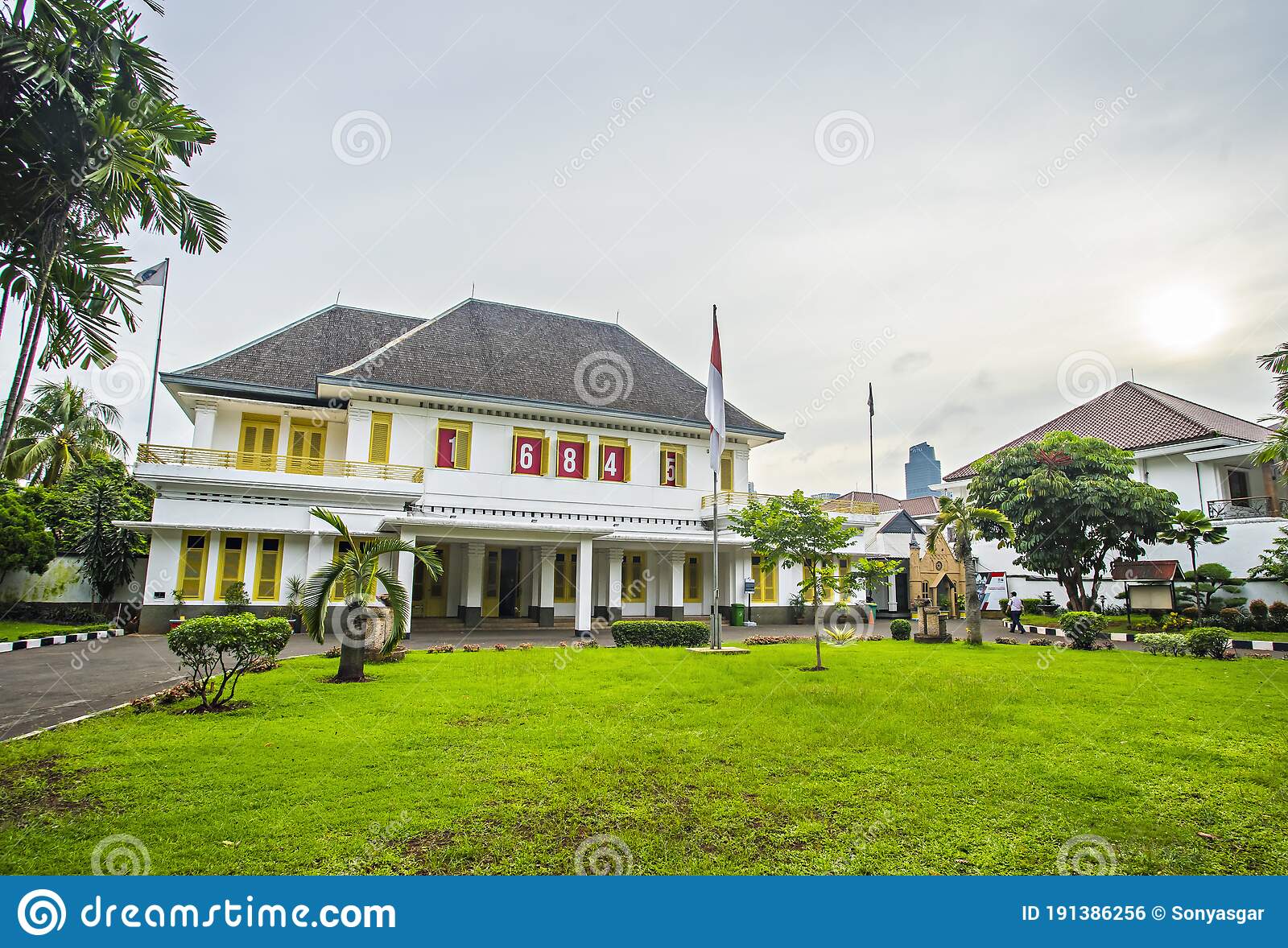 Detail Rumah Soekarno Di Jakarta Nomer 40