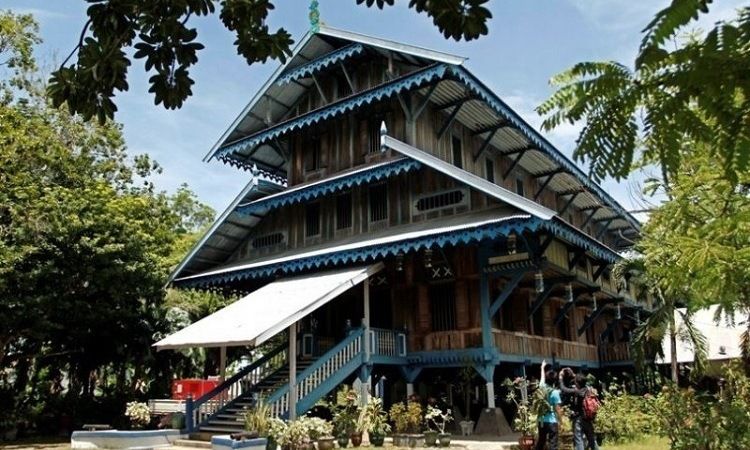Rumah Sulawesi Tenggara - KibrisPDR