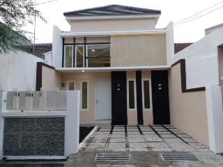 Detail Rumah Surabaya Timur Nomer 37