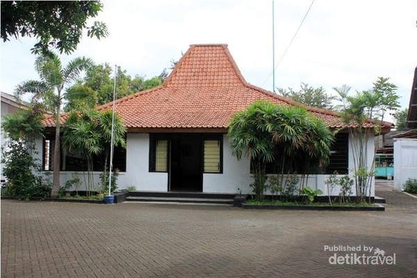 Detail Rumah Susilo Bambang Yudhoyono Nomer 44