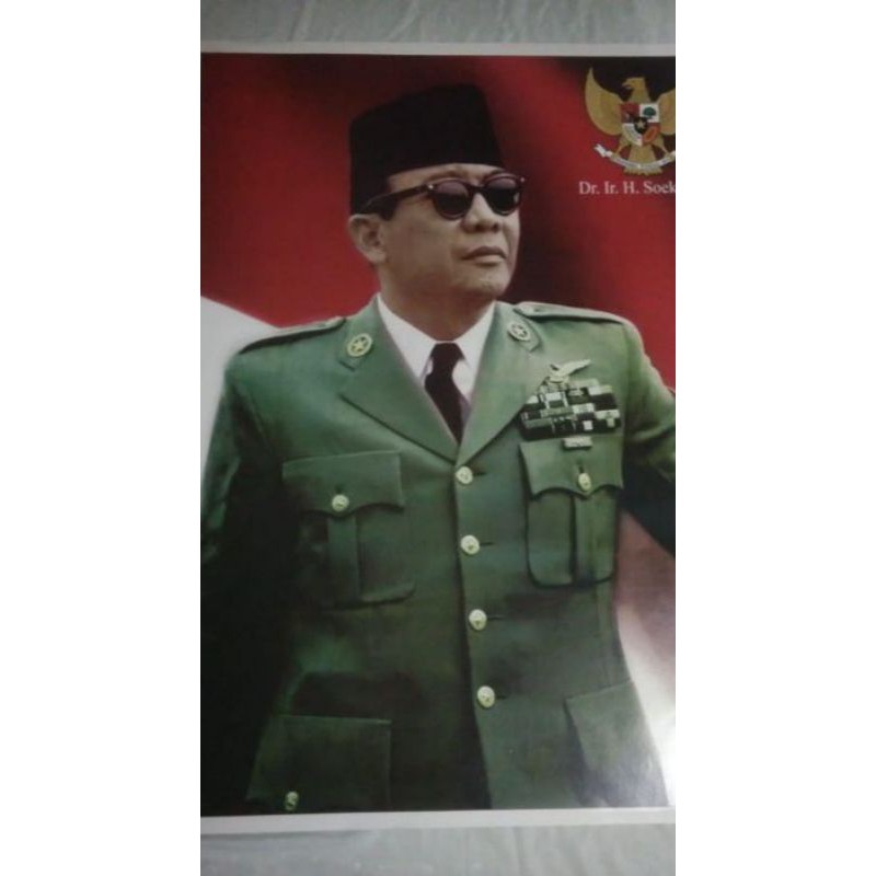 Detail Wallpaper Ir Soekarno Nomer 57