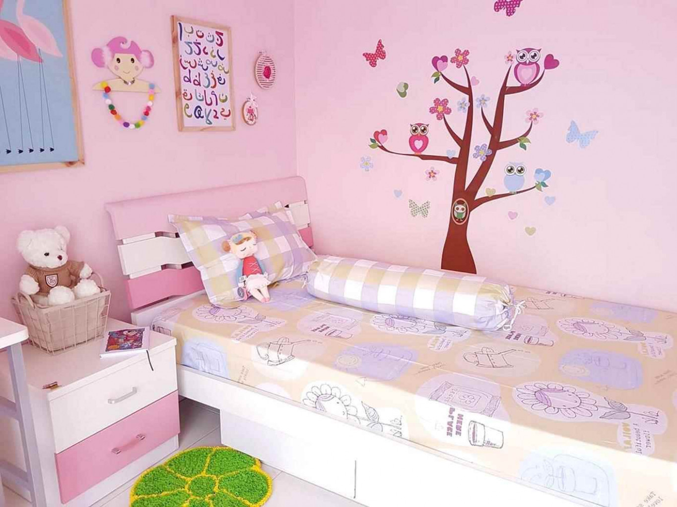 Detail Wallpaper Kamar Perempuan Nomer 7