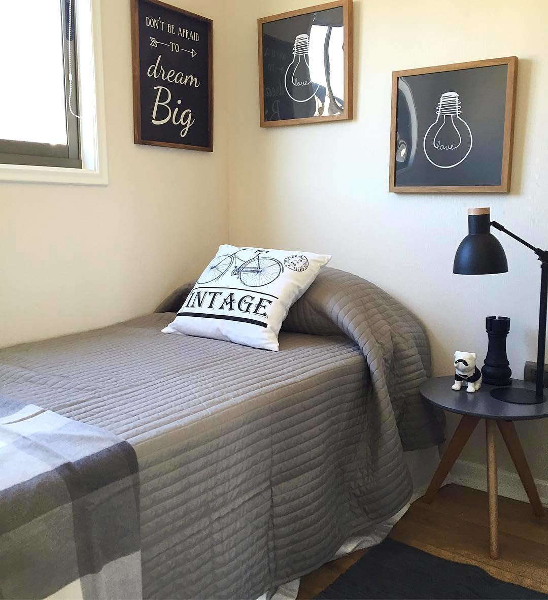 Detail Wallpaper Kamar Simple Nomer 20