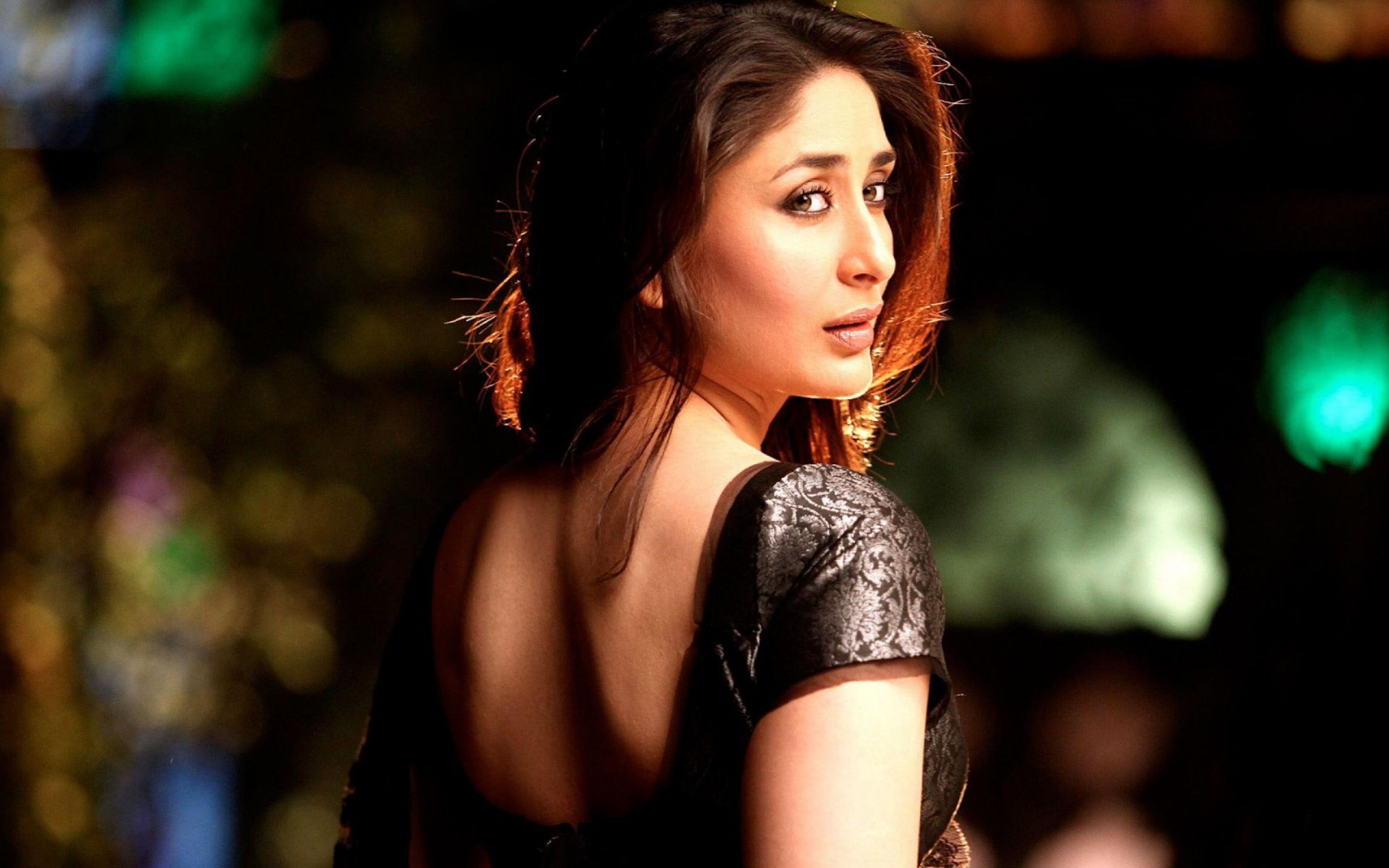 Detail Wallpaper Kareena Kapoor Nomer 37