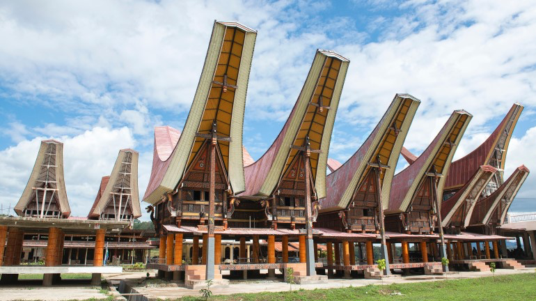 Detail Rumah Toraja Modern Nomer 3