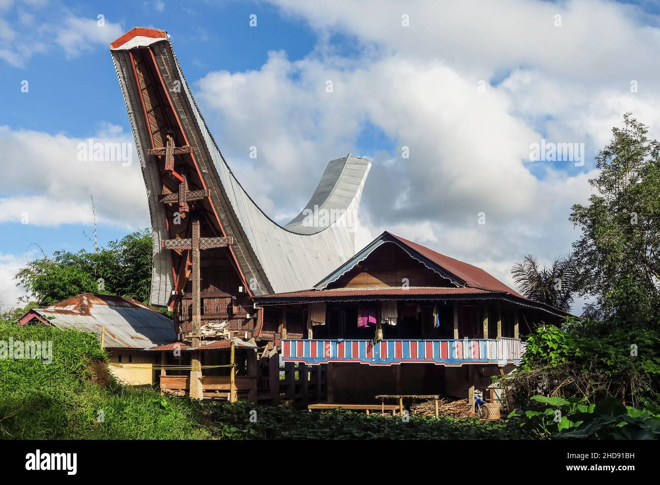 Detail Rumah Toraja Modern Nomer 22