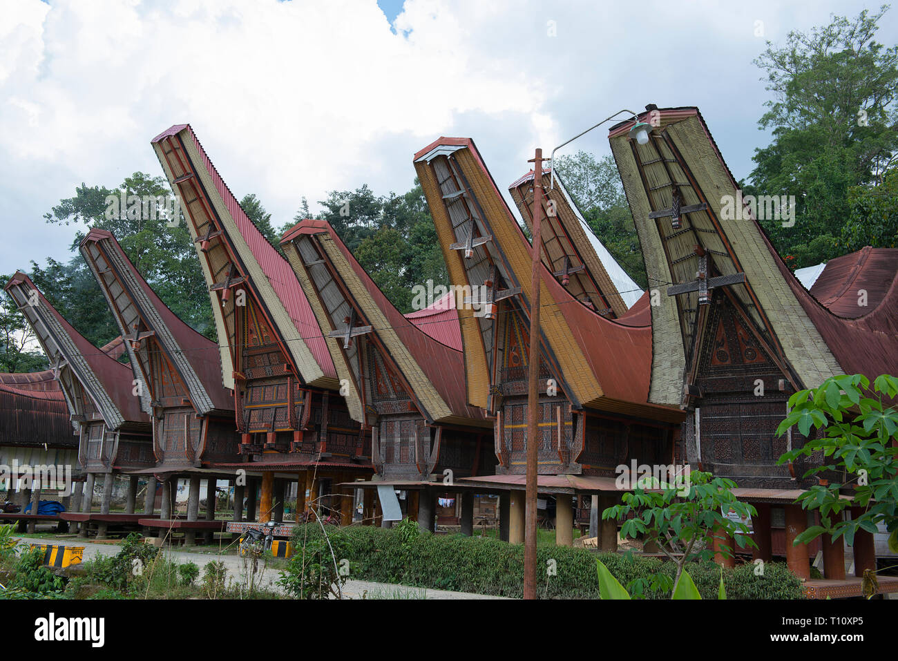 Detail Rumah Toraja Modern Nomer 25