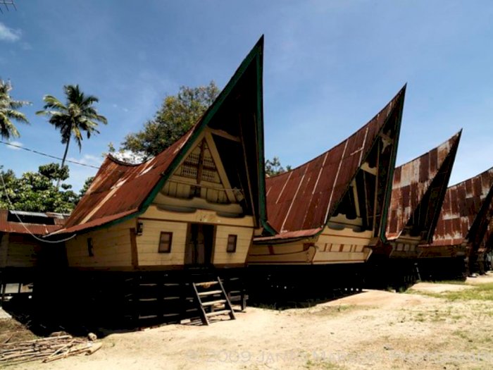 Detail Rumah Tradisional Batak Nomer 5