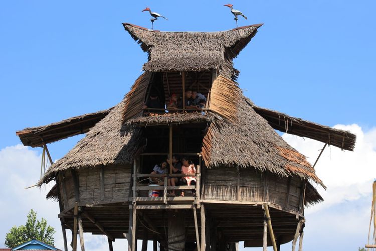 Detail Rumah Tradisional Kalimantan Barat Nomer 14