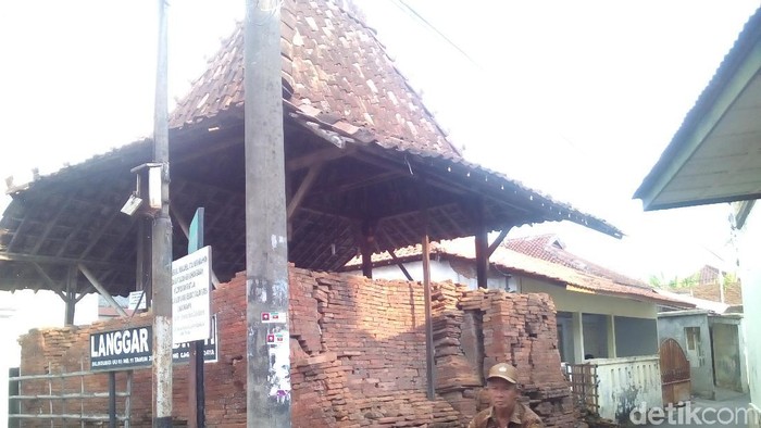 Detail Rumah Tua Di Kudus Nomer 17