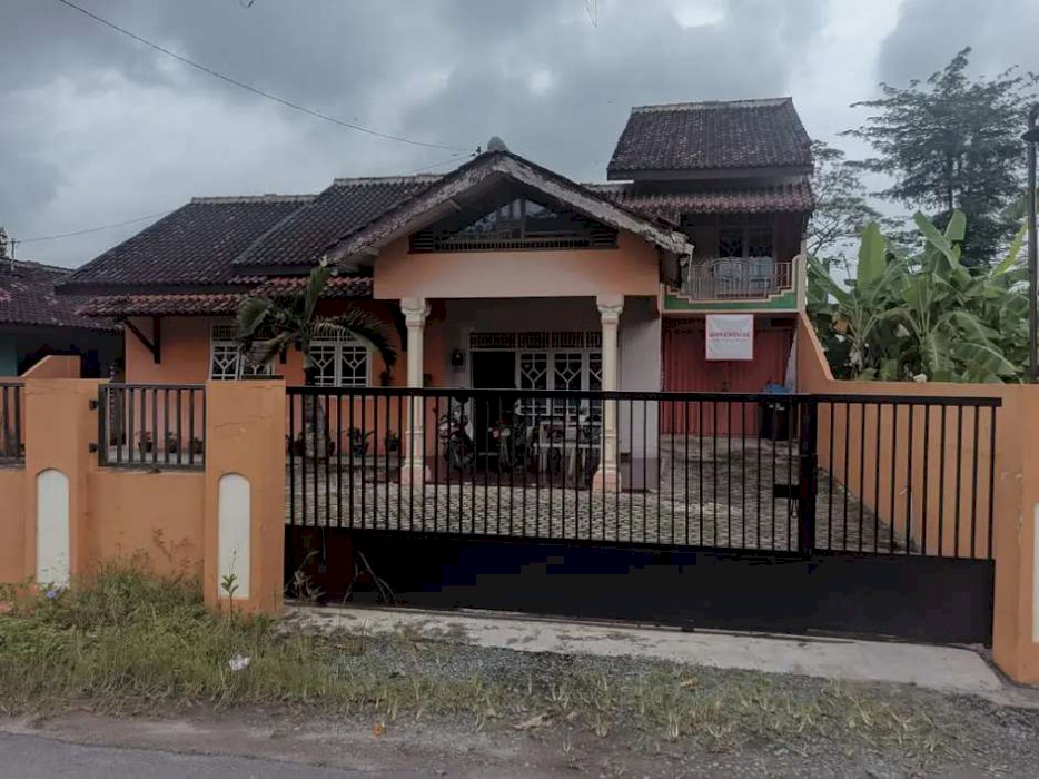 Detail Rumah Warna Oren Nomer 53