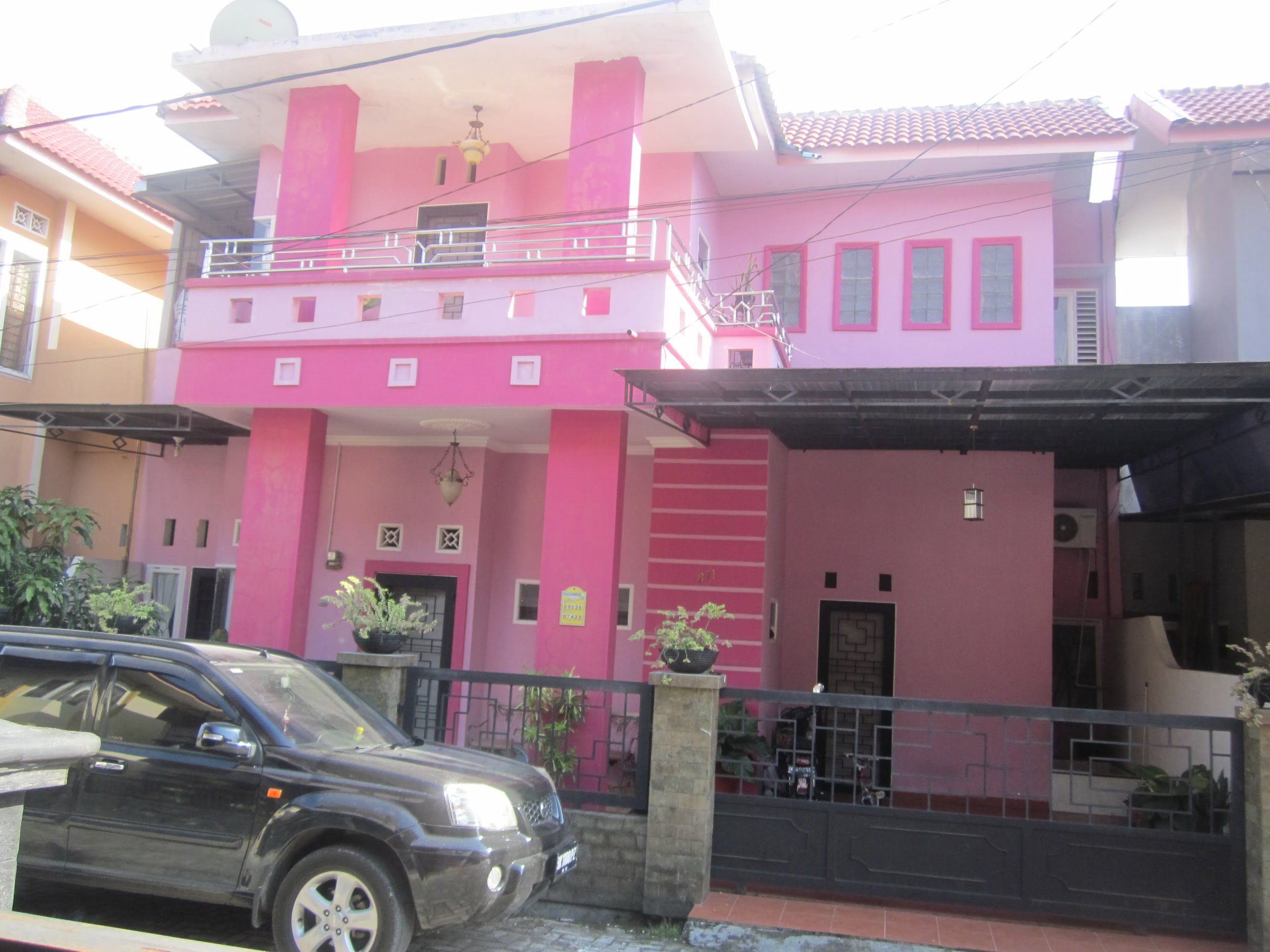 Detail Rumah Warna Pink Nomer 55