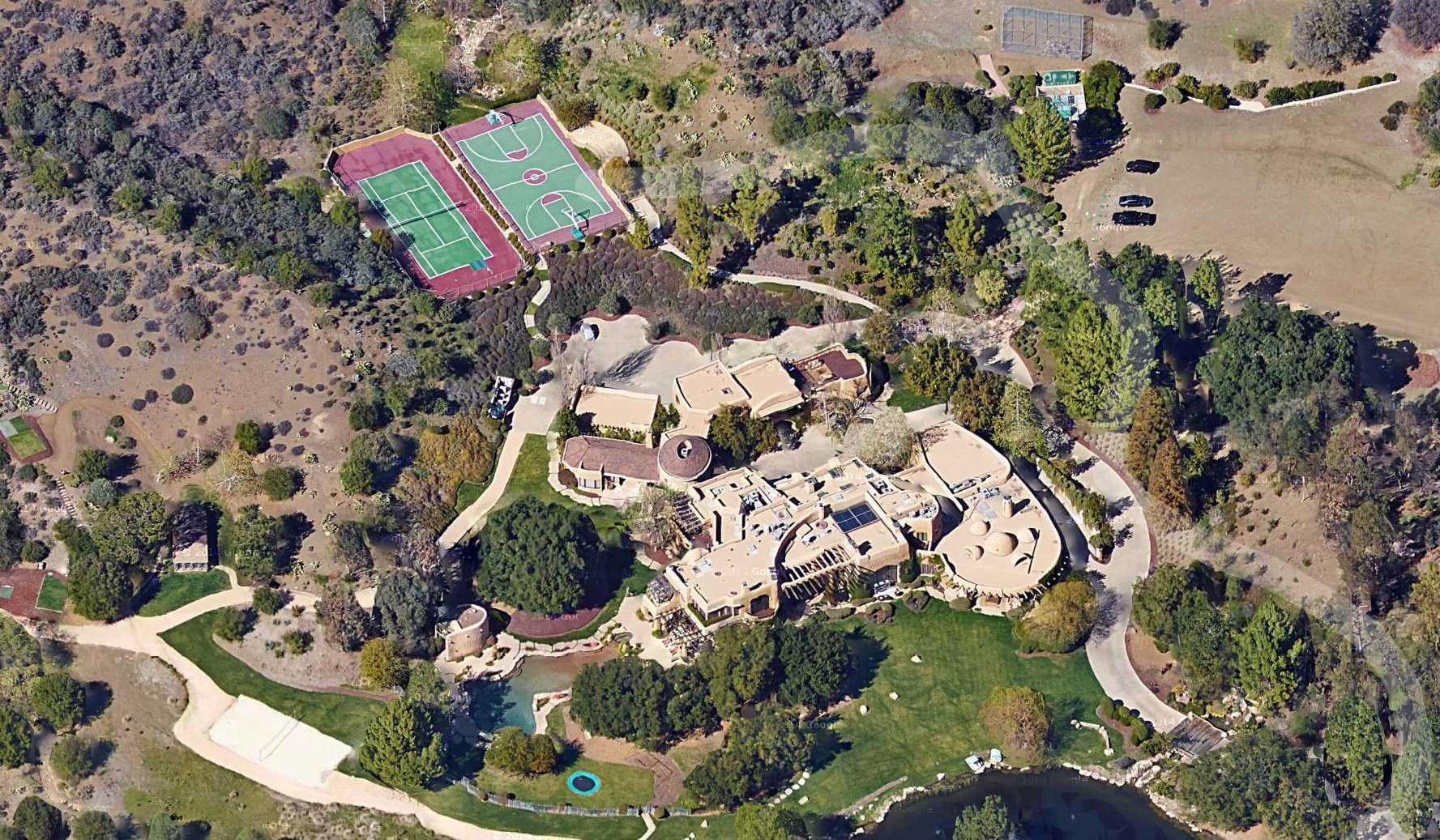 Detail Rumah Will Smith Nomer 2