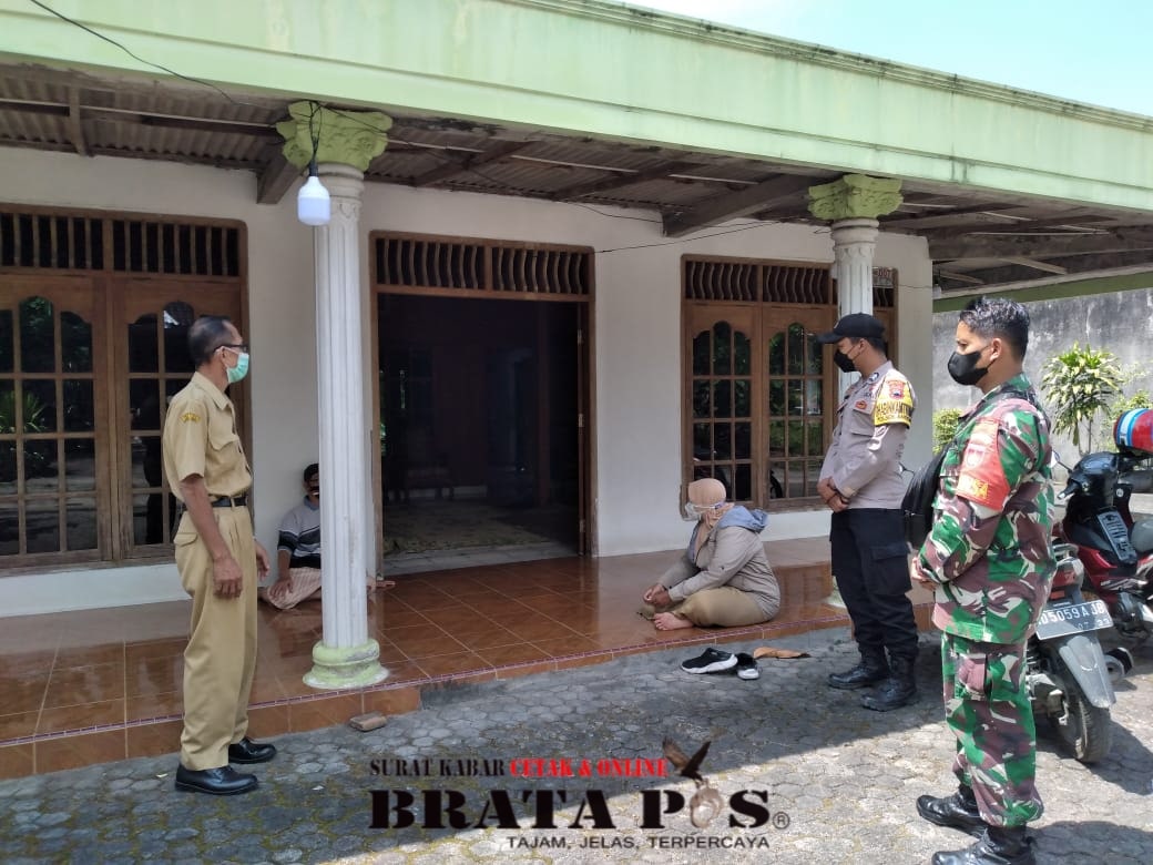 Detail Rumah Yatim Piatu Hayati Nomer 34