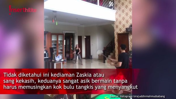 Detail Rumah Zaskia Gotik Nomer 40