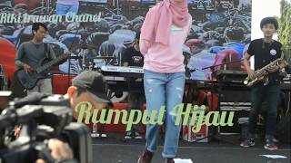 Detail Rumput Hijau Band Nomer 35