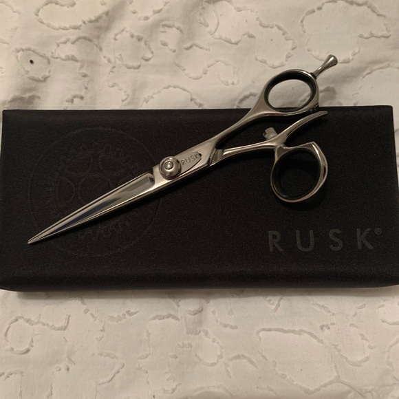 Detail Rusk Scissors Nomer 28