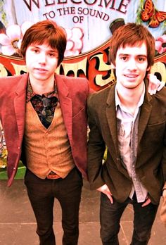 Detail Ryan Ross And Brendon Urie Nomer 49