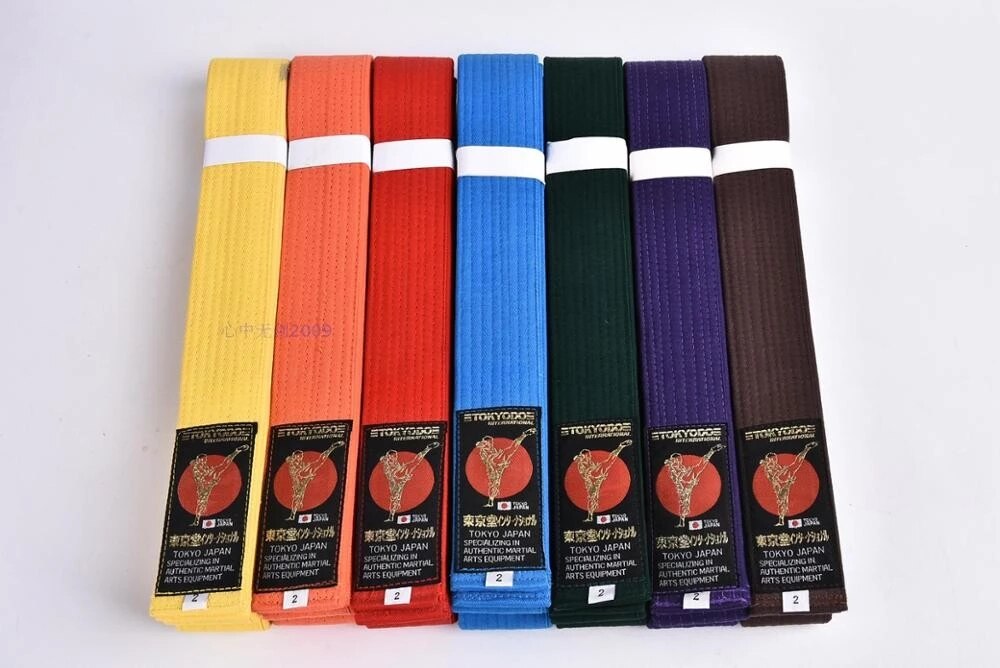 Detail Sabuk Merah Karate Nomer 14