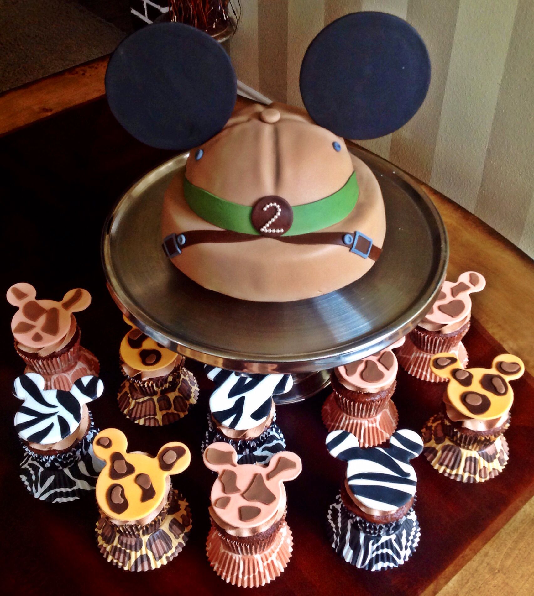 Detail Safari Mickey Mouse Cake Nomer 21