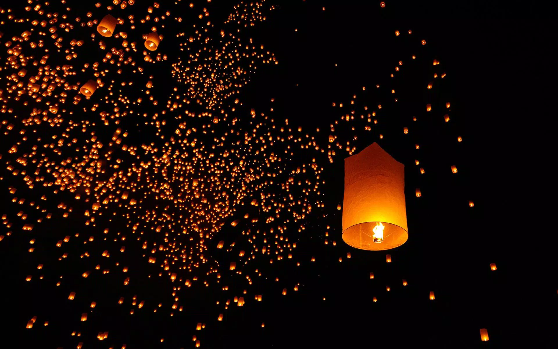 Detail Wallpaper Lampion Nomer 11