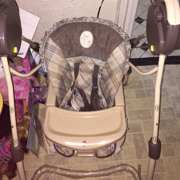 Safety First Winnie The Pooh Swing 55+ Koleksi Gambar