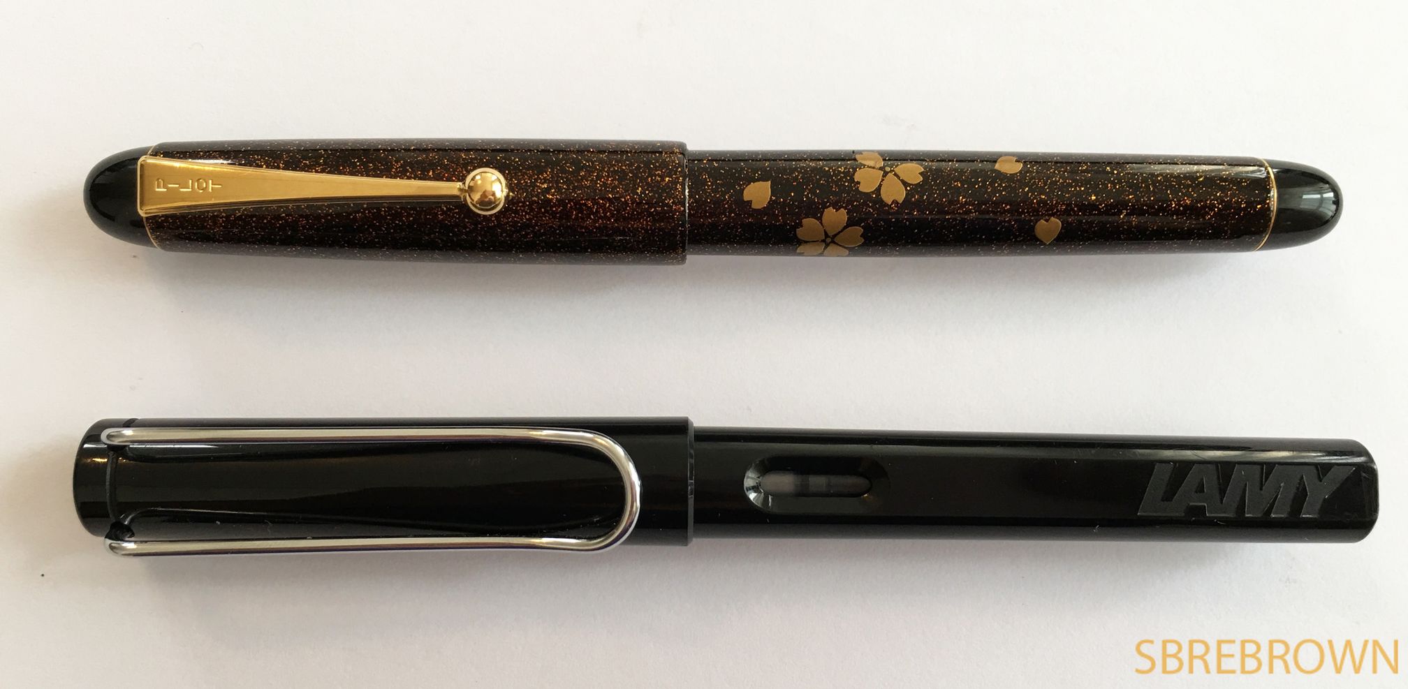 Detail Sakura Fountain Pen Nomer 41