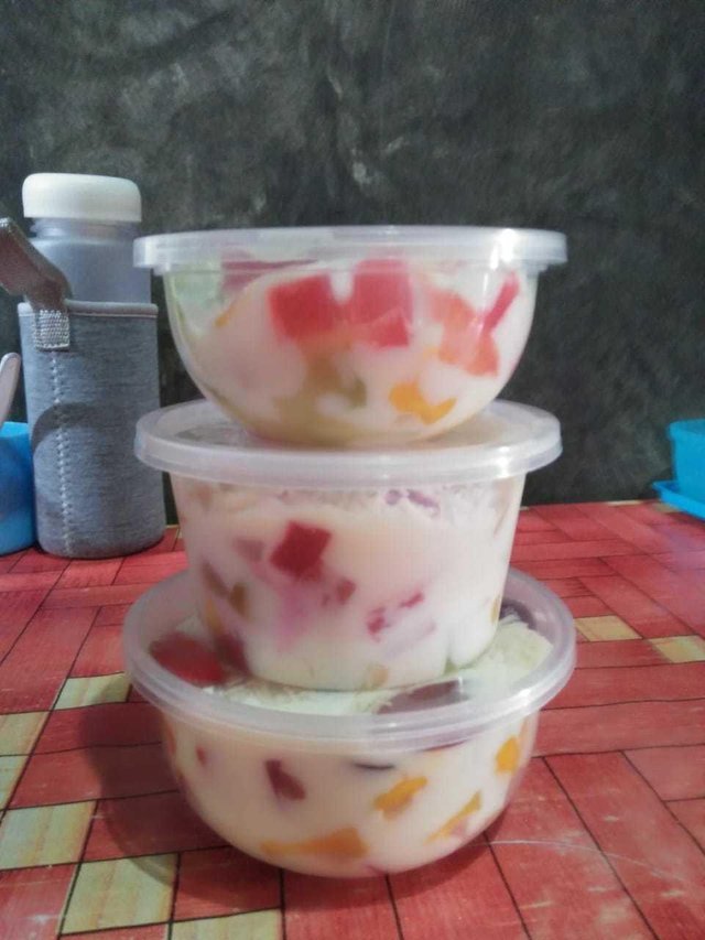 Detail Salad Buah Ukuran 400 Ml Nomer 22