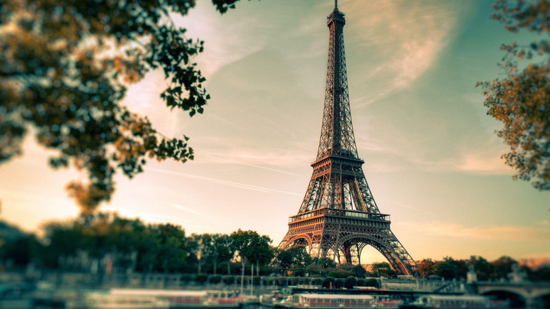 Detail Wallpaper Menara Eiffel Animasi Nomer 25
