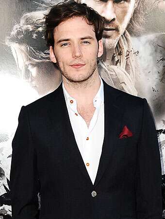 Detail Sam Claflin Finnick Odair Nomer 20