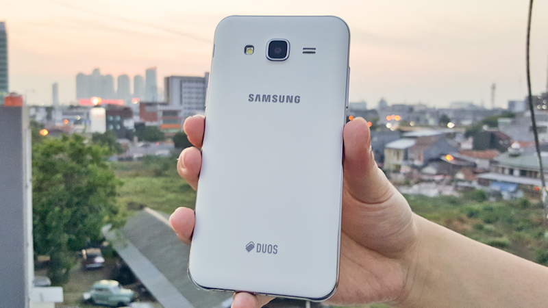 Detail Samsung J5 Tahun 2015 Nomer 39