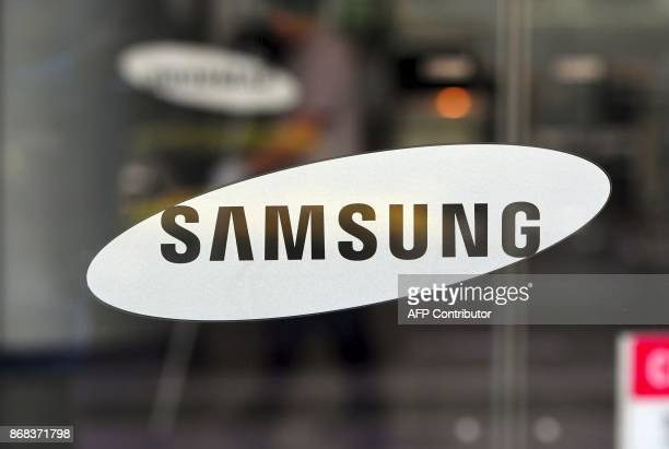 Detail Samsung Logo 2017 Nomer 37