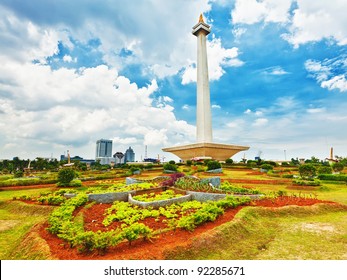 Detail Wallpaper Monas Nomer 25