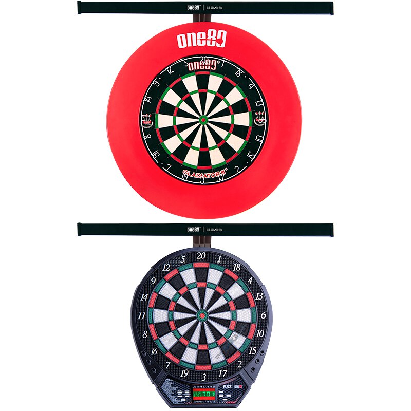 Detail Dartscheibe Mit Darts Nomer 8