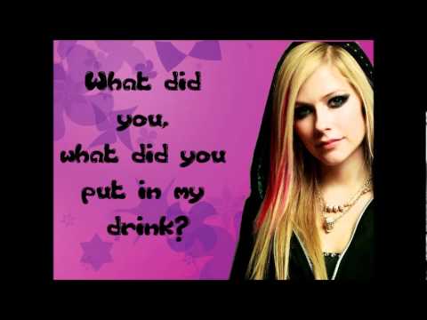 Detail Download Avril Lavigne Smile Nomer 45