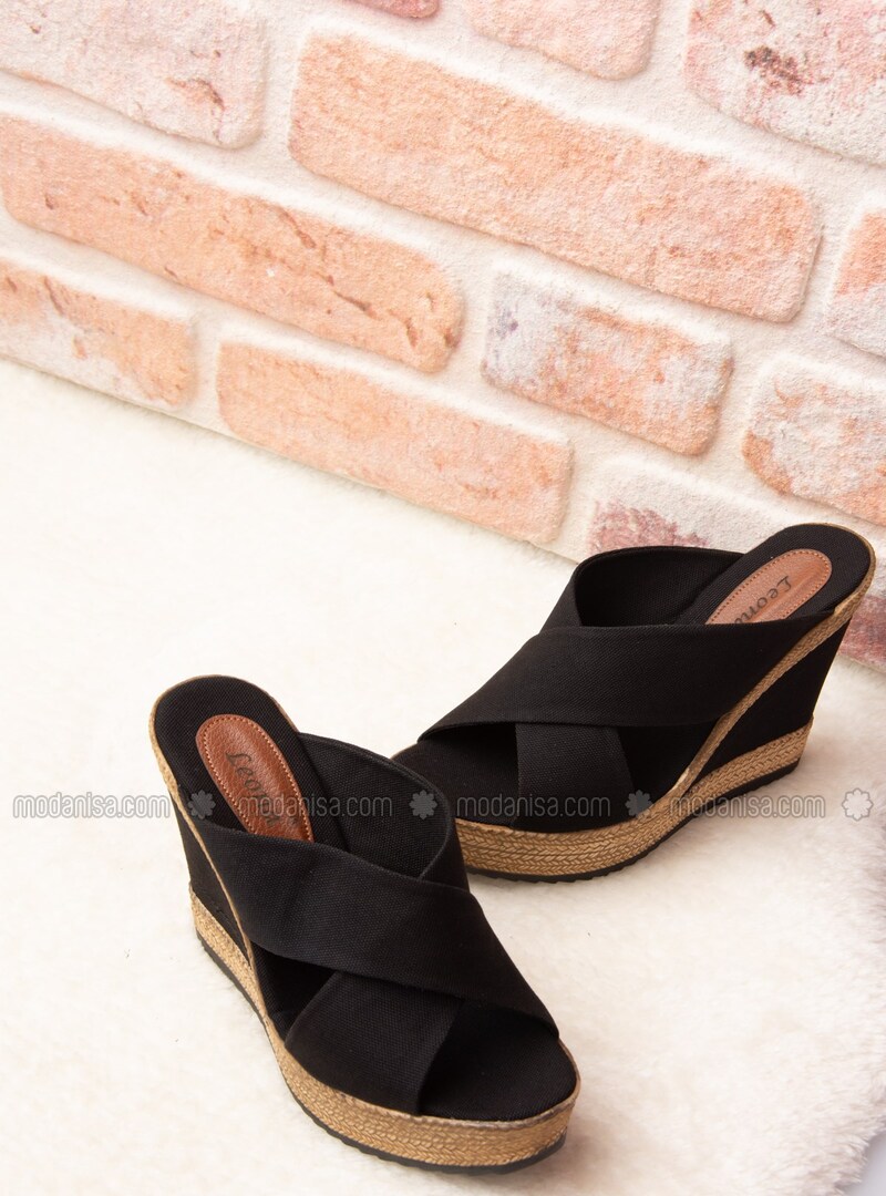 Detail Sandal Batu Bata Nomer 55