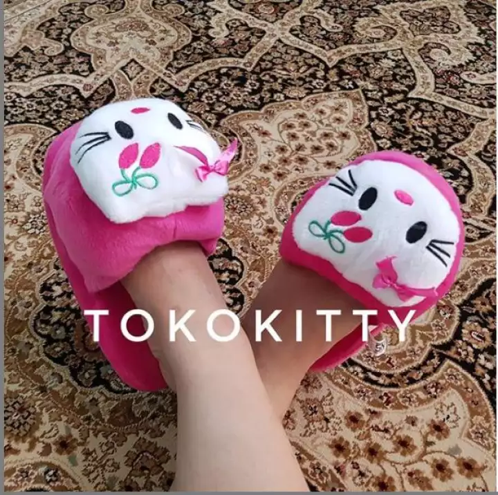 Detail Sandal Boneka Lucu Nomer 24