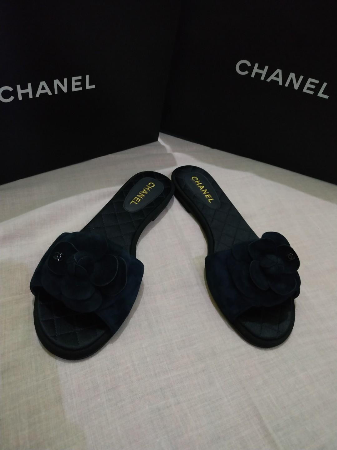Detail Sandal Chanel Wanita Nomer 21