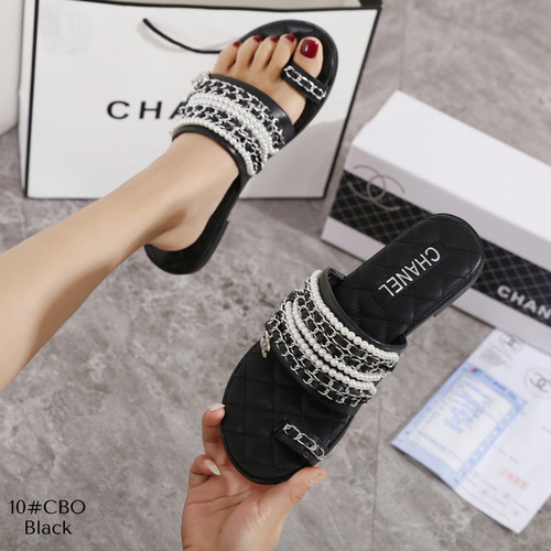 Detail Sandal Chanel Wanita Nomer 32