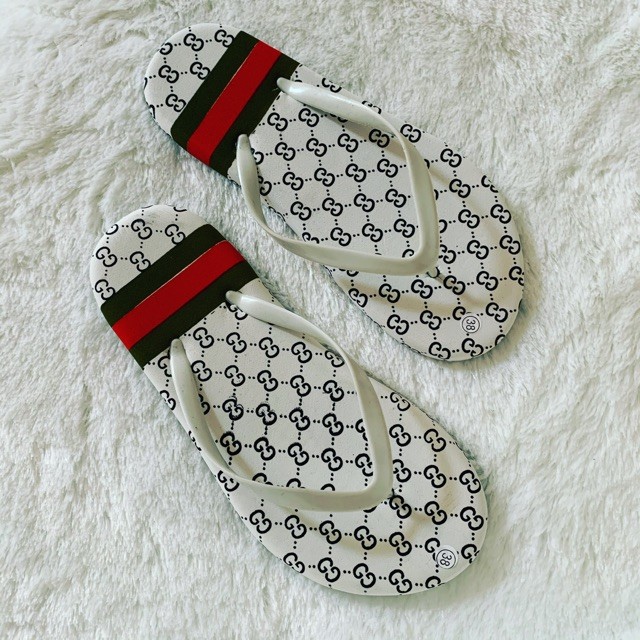 Detail Sandal Jepit Gucci Nomer 22