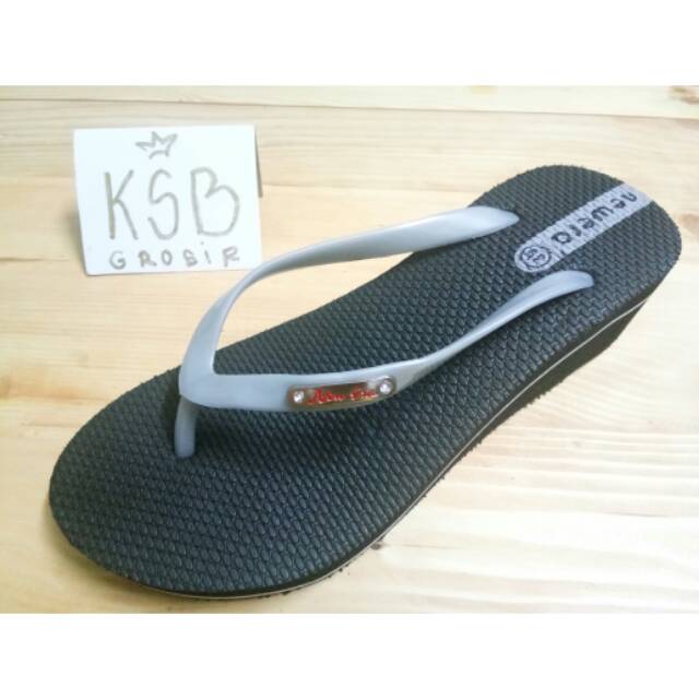 Detail Sandal Jepit Tinggi Wanita Nomer 46