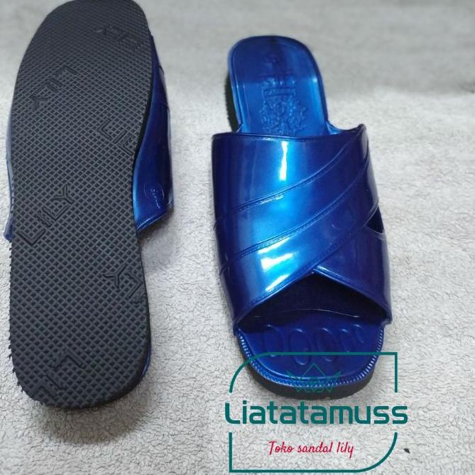 Detail Sandal Lily Jaman Dulu Nomer 32