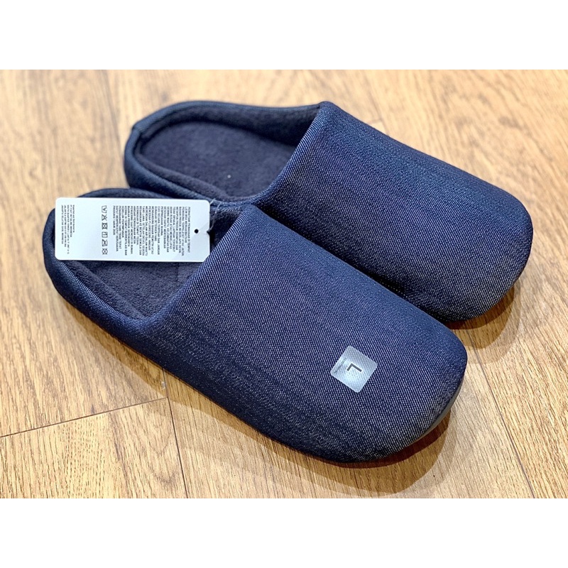 Detail Sandal Rumah Uniqlo Nomer 18