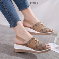 Detail Sandal Sepatu Wanita Cantik Dan Unik Nomer 10