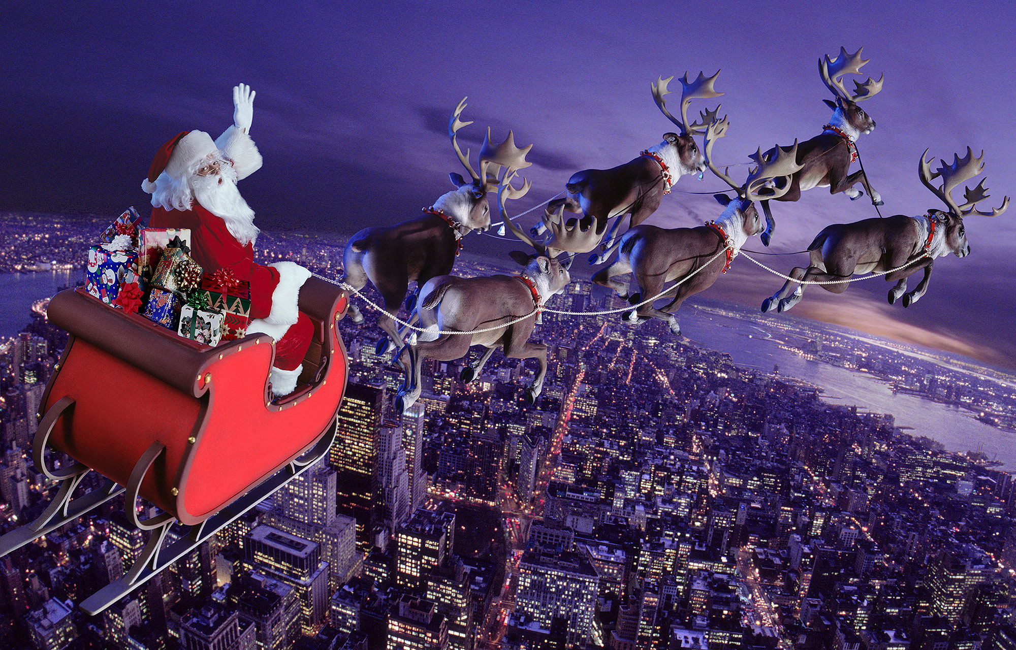 Detail Santa Claus Reindeer Pictures Nomer 4
