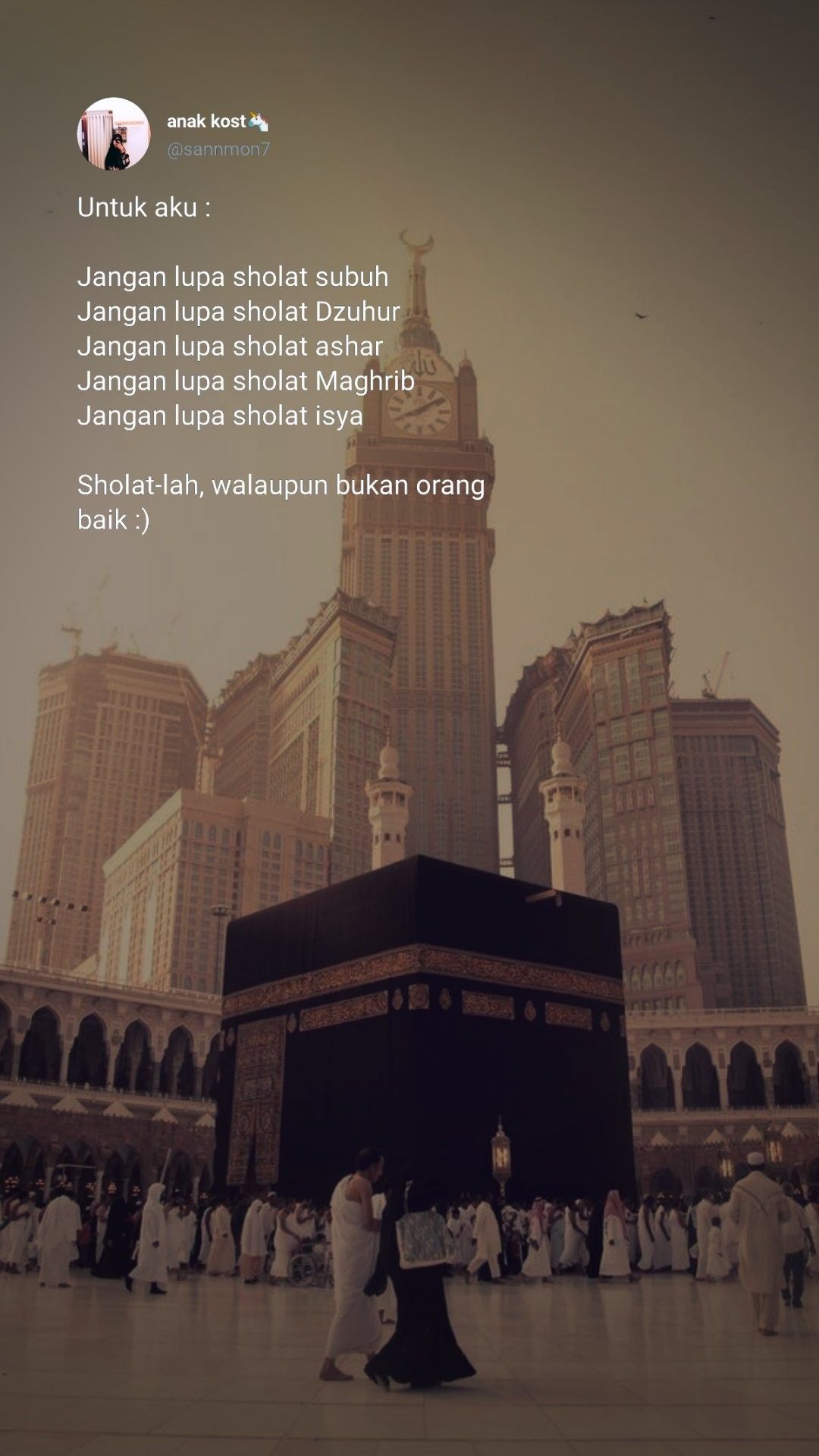 Detail Wallpaper Orang Sholat Nomer 35